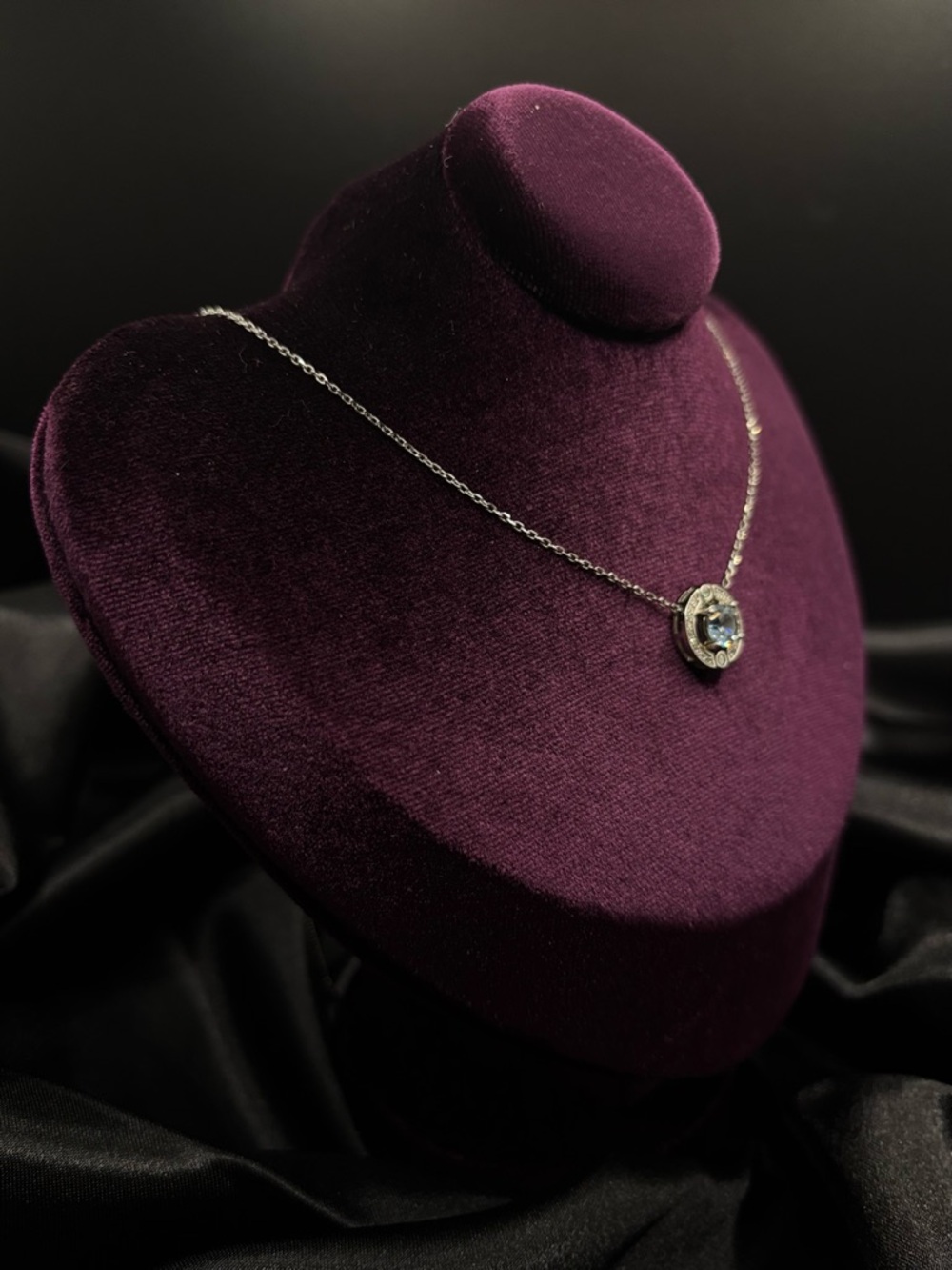 S925 Sterling Silver Halo Necklace Dainty Circle Pendant - Picture 3 of 7